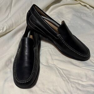 Ecco Classic Black Leather Loafers